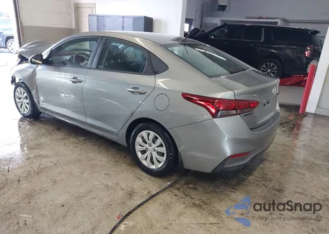 2021 Hyundai Accent Se z USA, uszkodzony, nr VIN 3KPC24A62ME133194